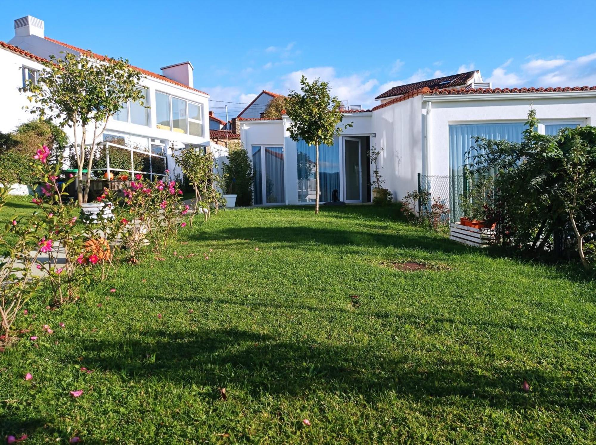 Casas Turisticas Lar Jardin - Parking Privado Saint-Jacques-de-Compostelle Extérieur photo